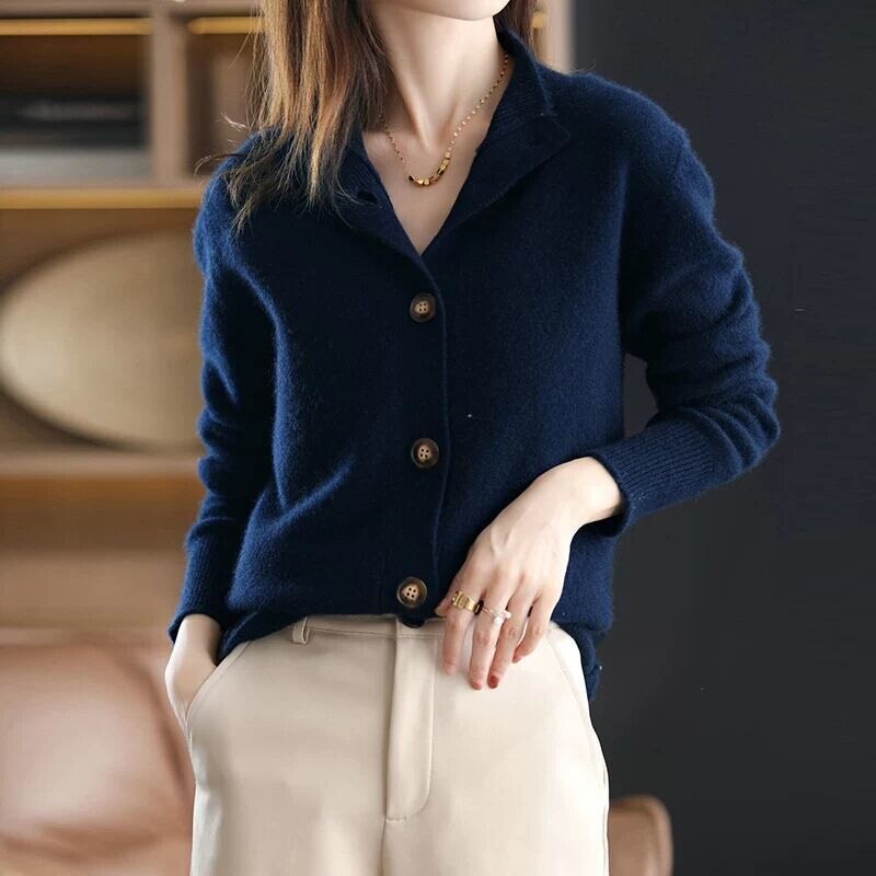Brune | Women's Comfortable Cardigan | Cozy Warmth