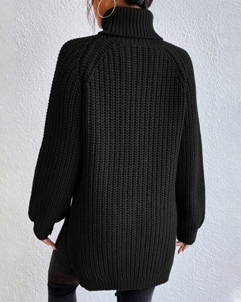 Women's Cozy Knit Turtleneck Sweater with a Relaxed Fit