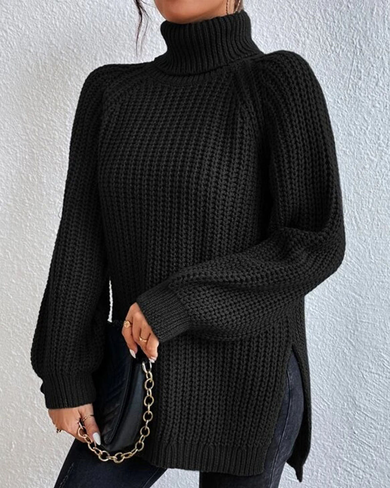 Women's Cozy Knit Turtleneck Sweater with a Relaxed Fit