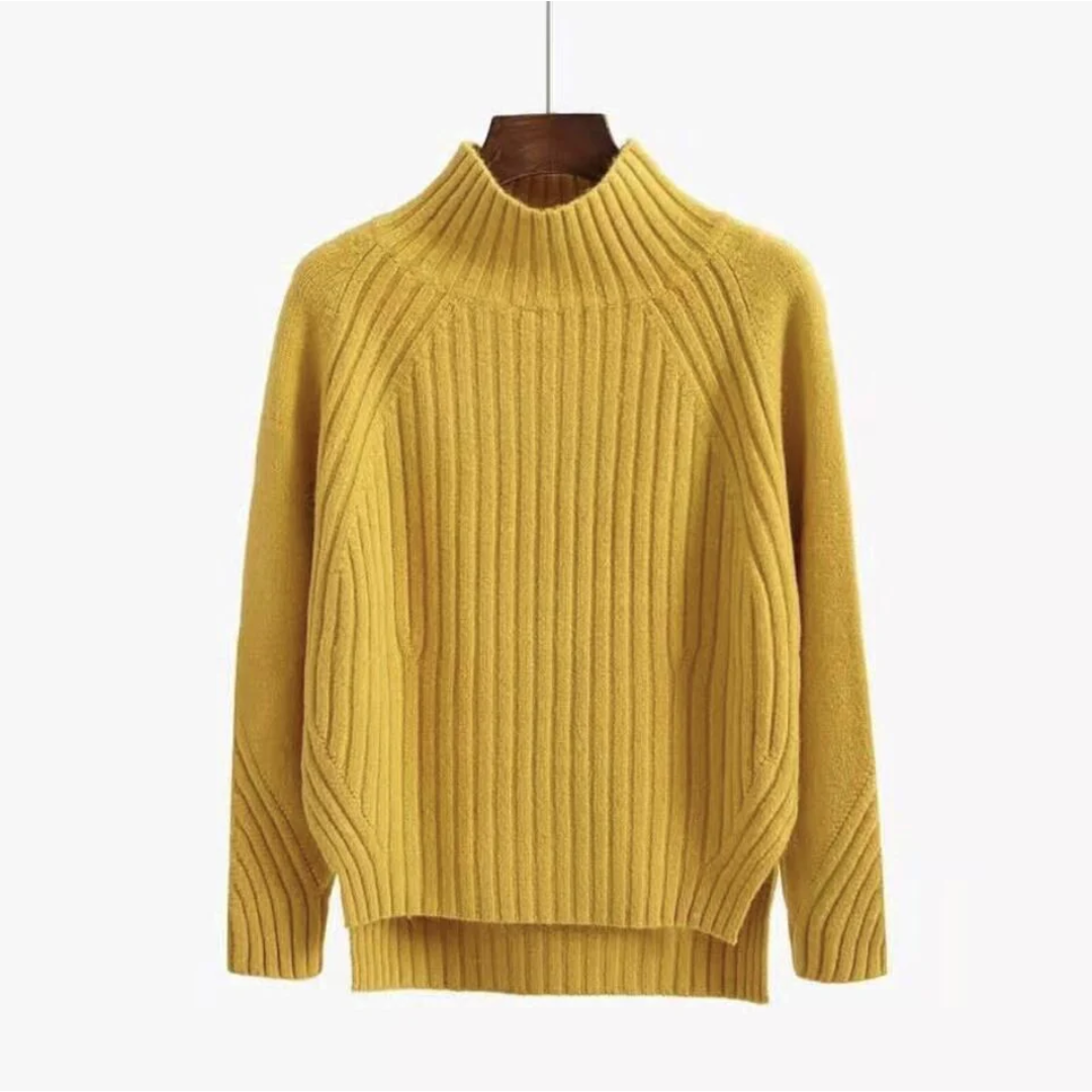 Charm | Women's Pullover Radiating Classic Elegance