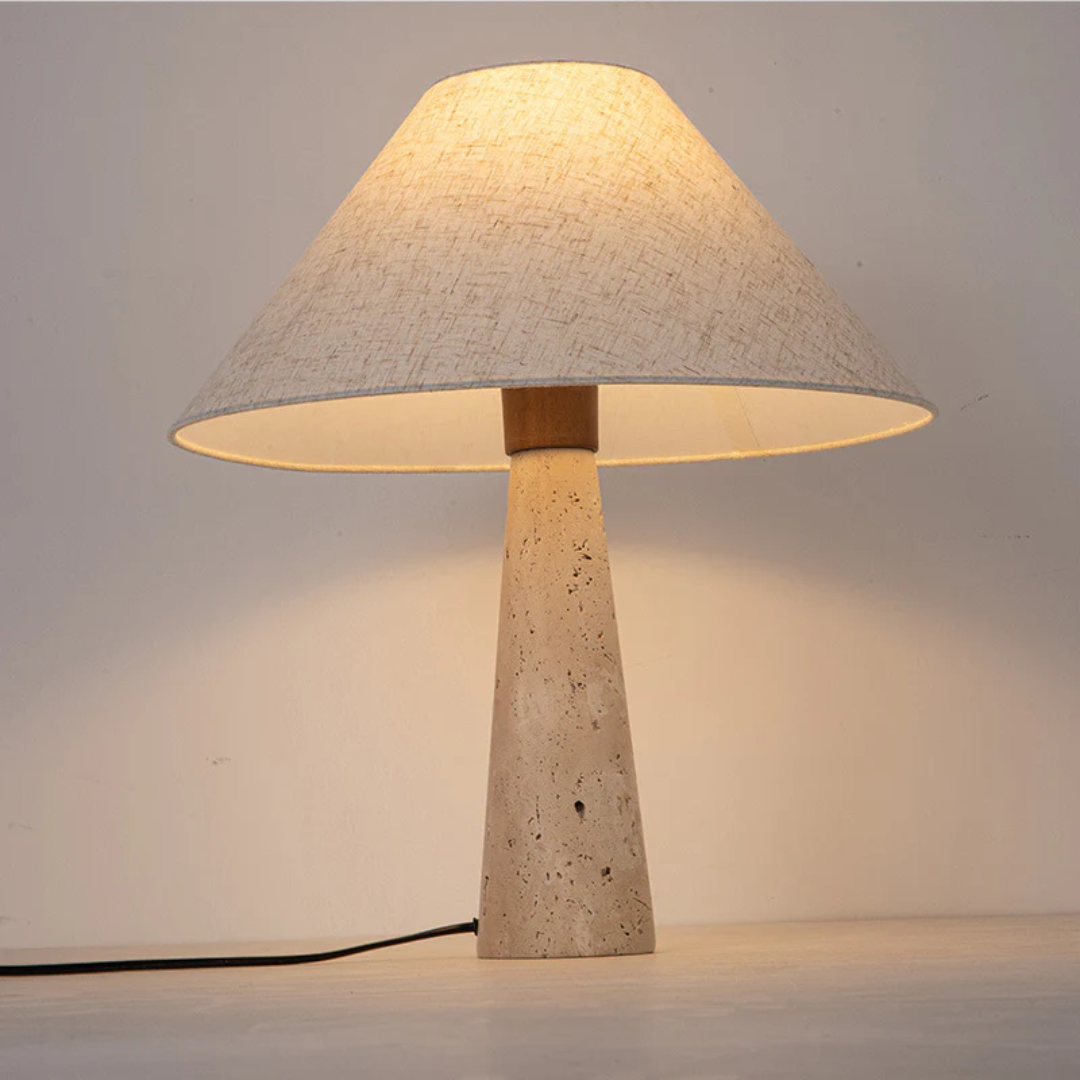 Ymera - Lampada da Tavolo Moderna con Paralume in Tessuto e Base in Pietra Travertino