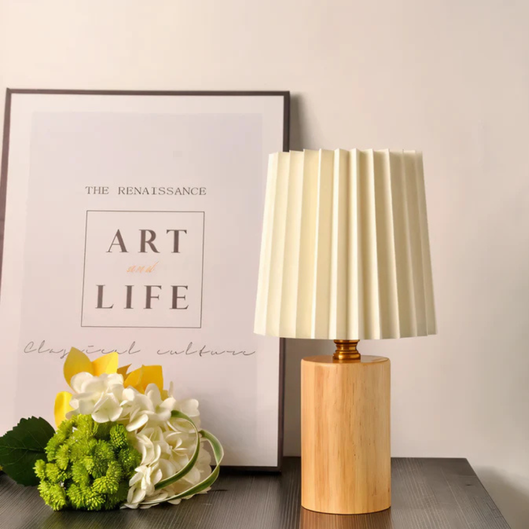Scandi - Lampada da Tavolo LED in Legno Elegante