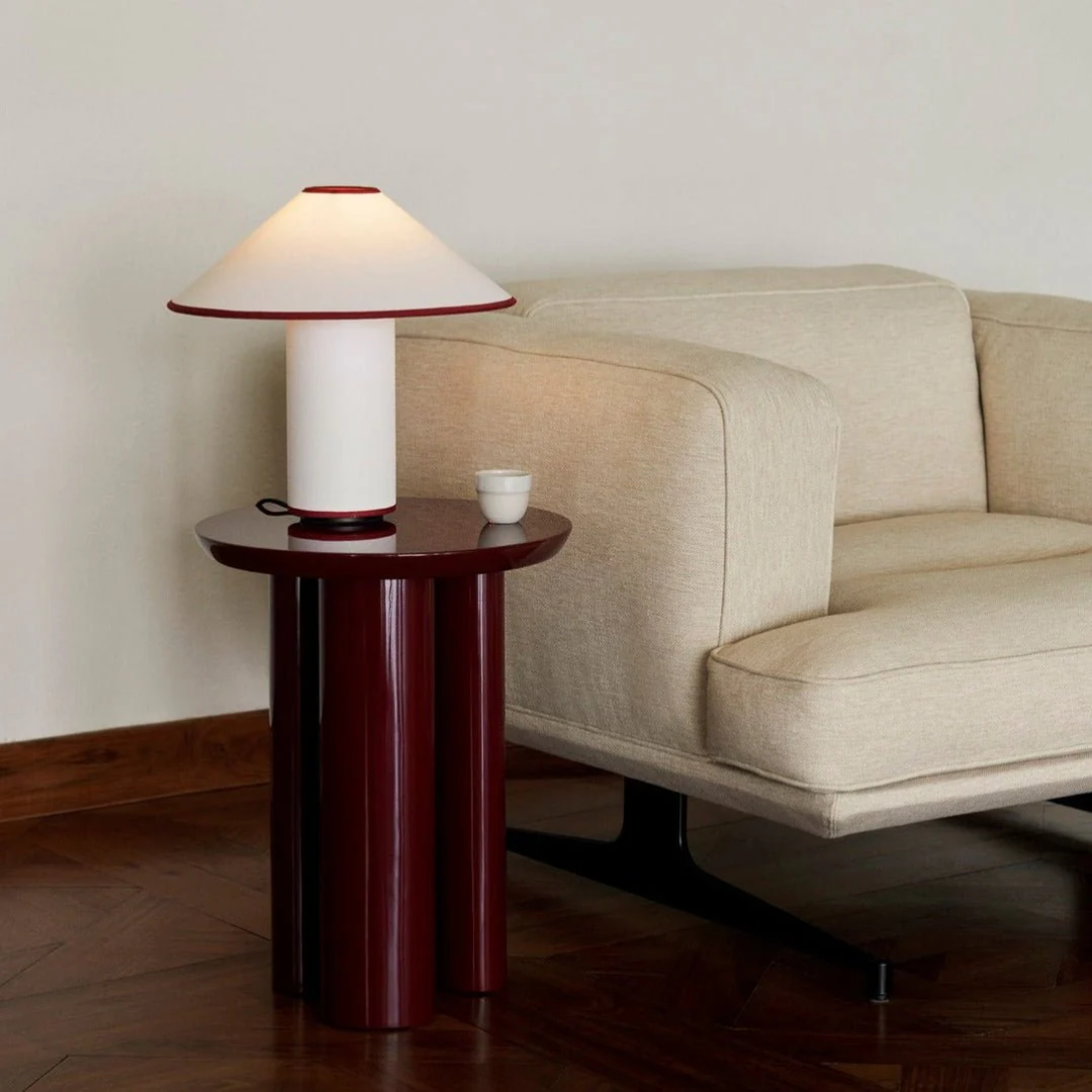 Tyra - Lampada da Tavolo Versatile per Ogni Ambiente