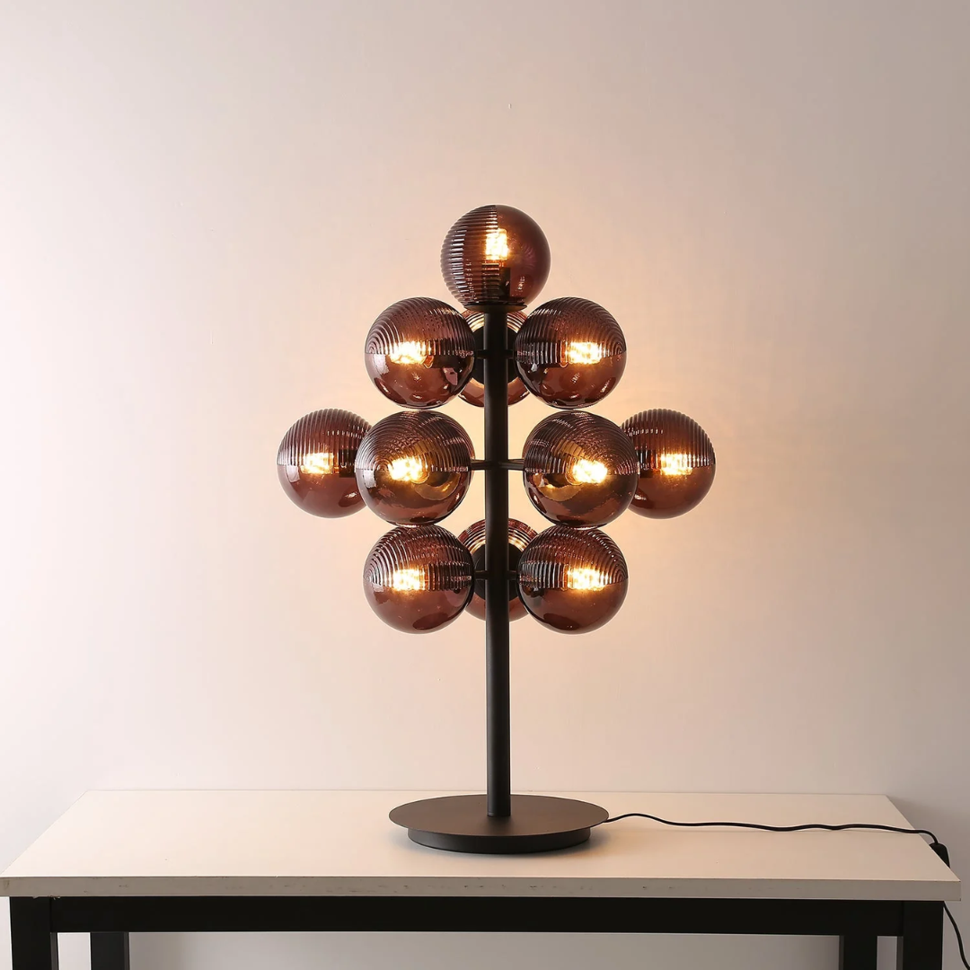 Clyra - Lampada da Tavolo in Vetro Elegante