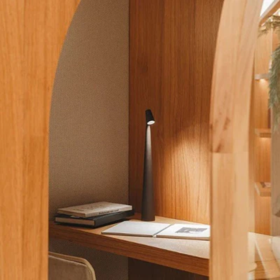 Nordico - Lampada da Tavolo LED Senza Fili in Stile Minimalista Scandinavo