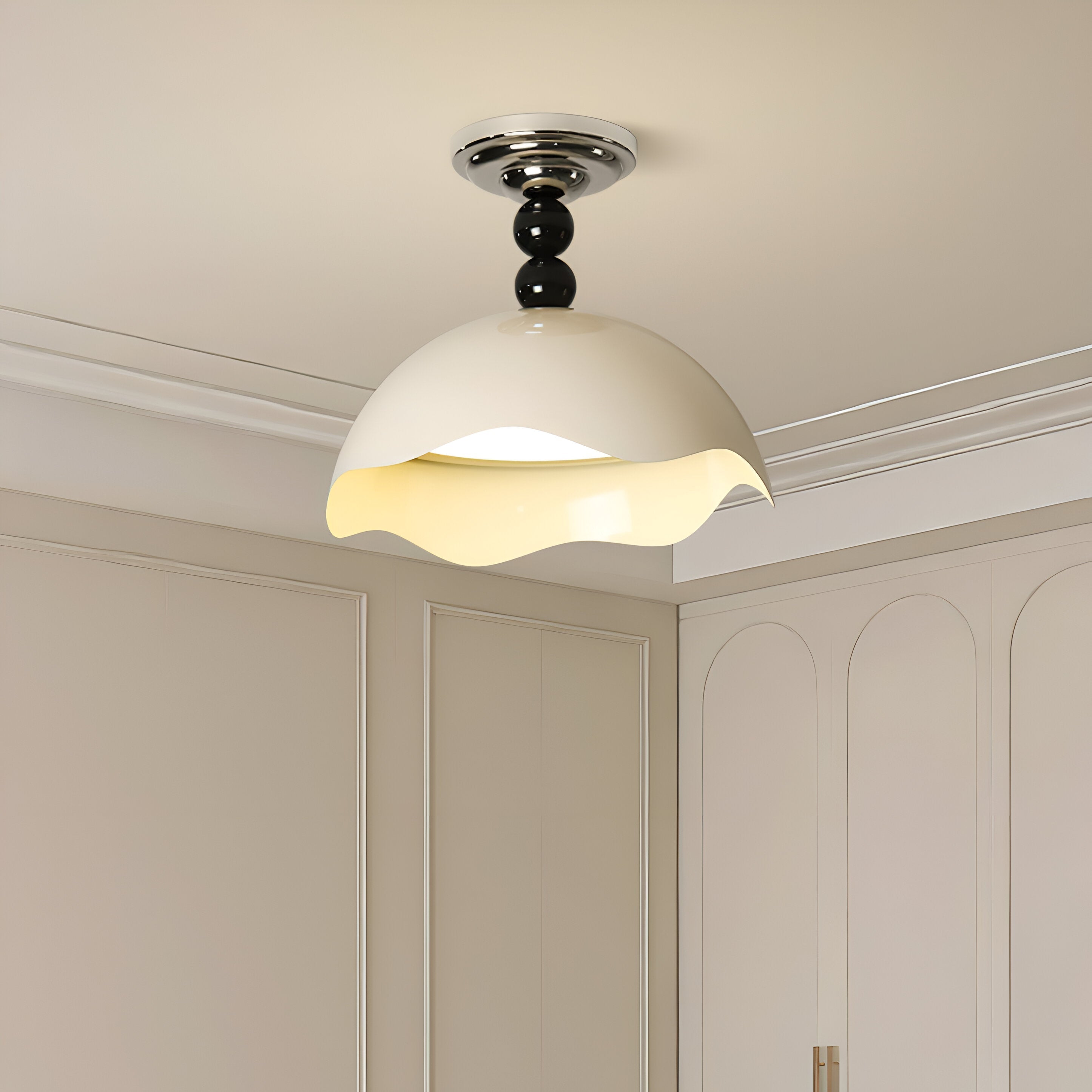 Rheana - Lampada da soffitto moderna a forma di uovo in crema
