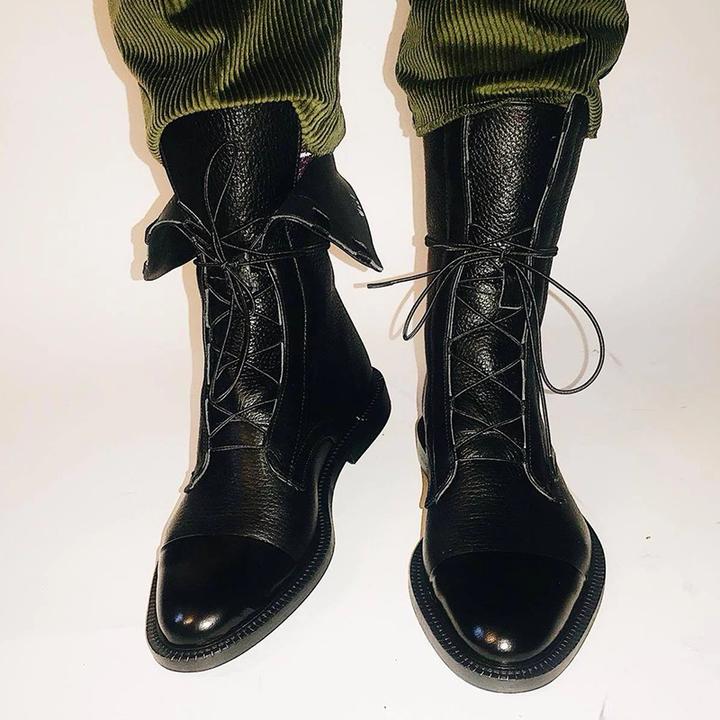 Chic Mid-Calf Lace-Up Women's Boots with Low Heel
