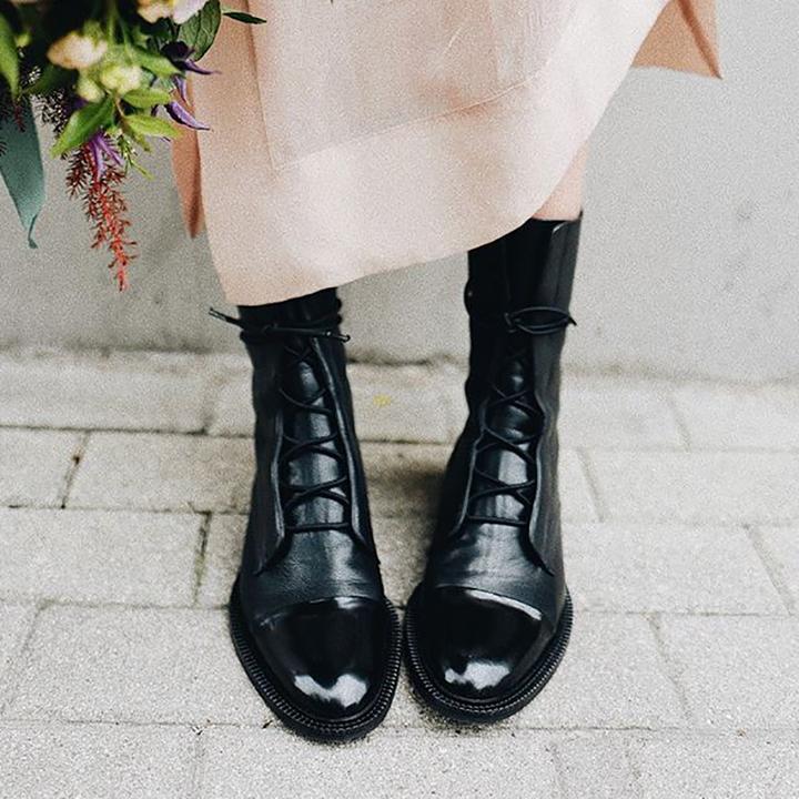 Chic Mid-Calf Lace-Up Women's Boots with Low Heel