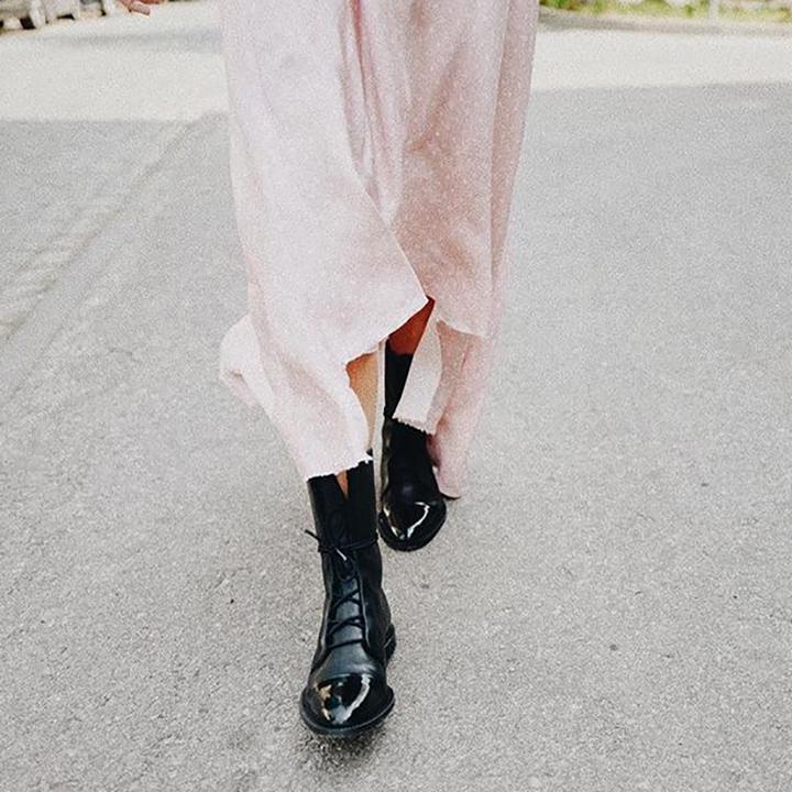 Chic Mid-Calf Lace-Up Women's Boots with Low Heel