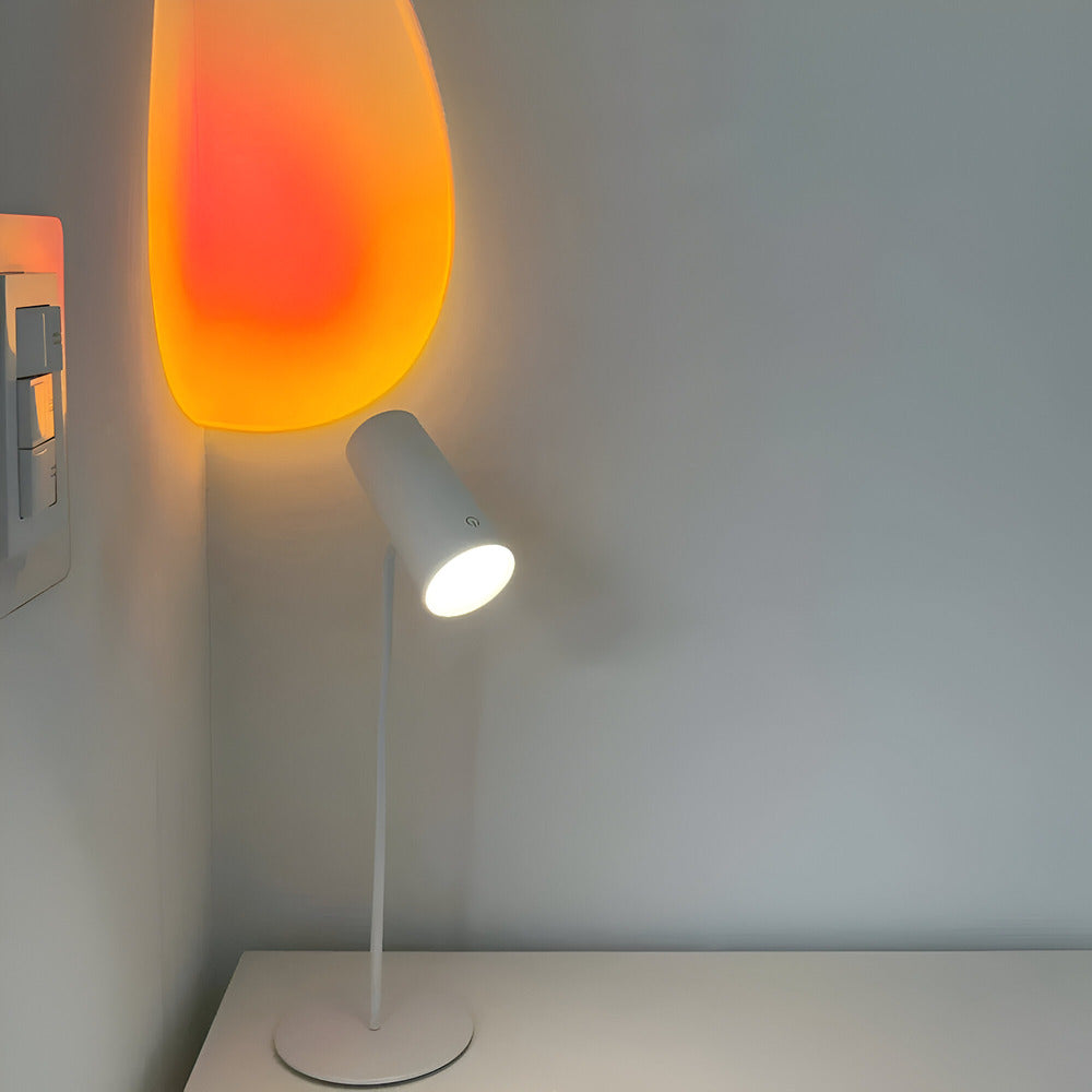 Sabina - Lampada da Tavolo LED Minimalista Regolabile con Opzioni di Illuminazione