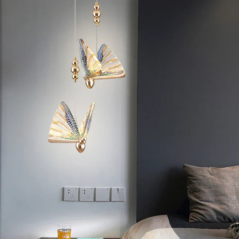 Corvina - Lampada a Sospensione LED Creativa con Design Decorativo a Farfalla