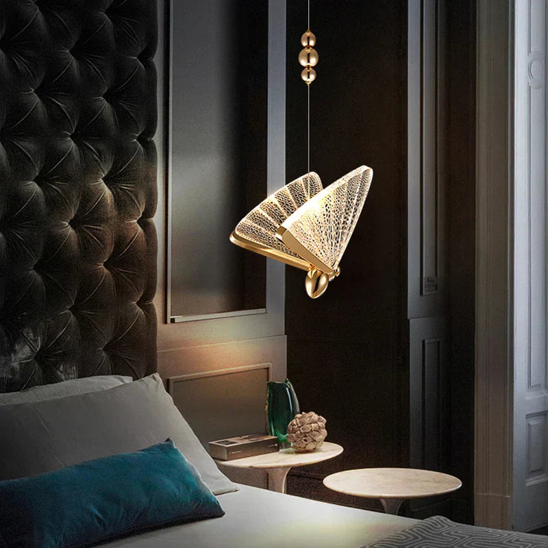 Corvina - Lampada a Sospensione LED Creativa con Design Decorativo a Farfalla