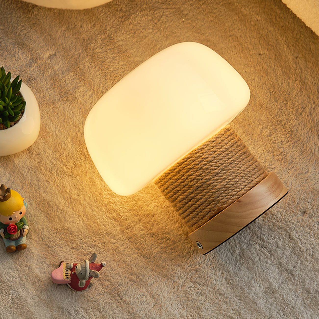Valoria - Lampada da Tavolo LED Moderna con Design Minimalista e Base in Legno