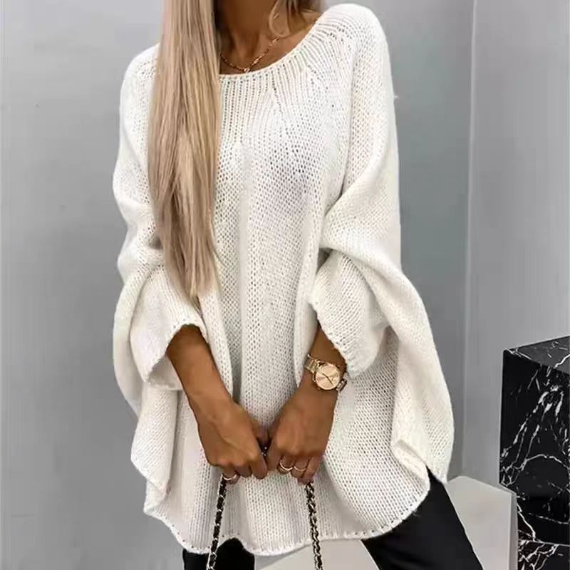 Women's Oversized Knit Sweater with Batwing Sleeves in a Relaxed Fit