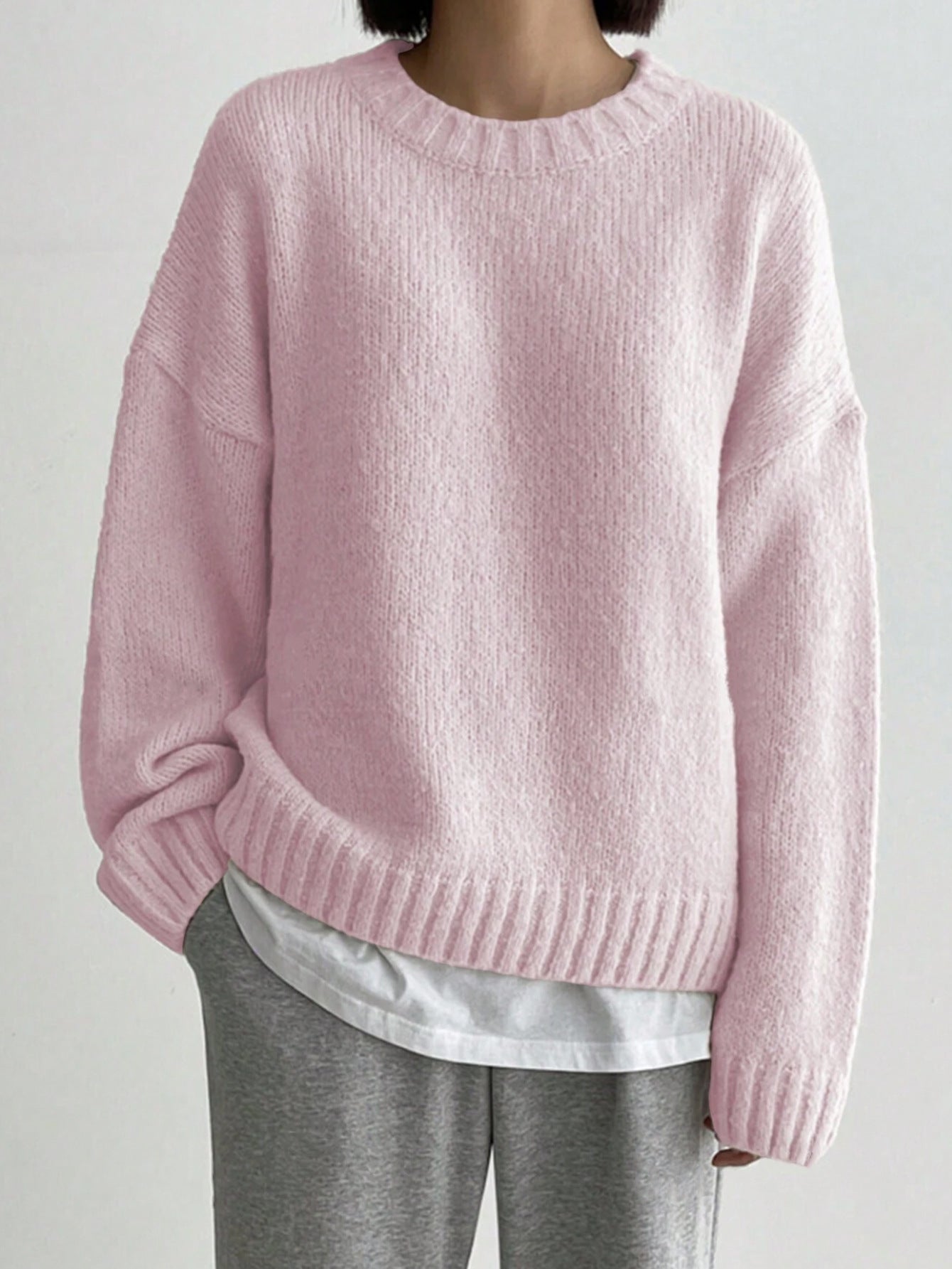 Women's Oversized Knit Sweater featuring Crew Neck and Ribbed Accents