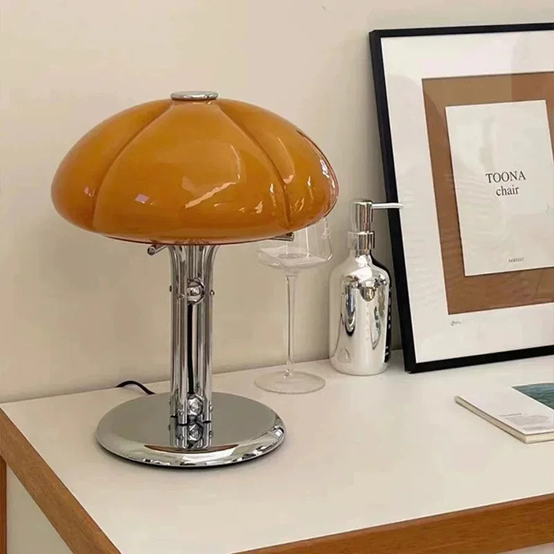 Luminarae - Lampada da Tavolo in Stile Medievale Moderno
