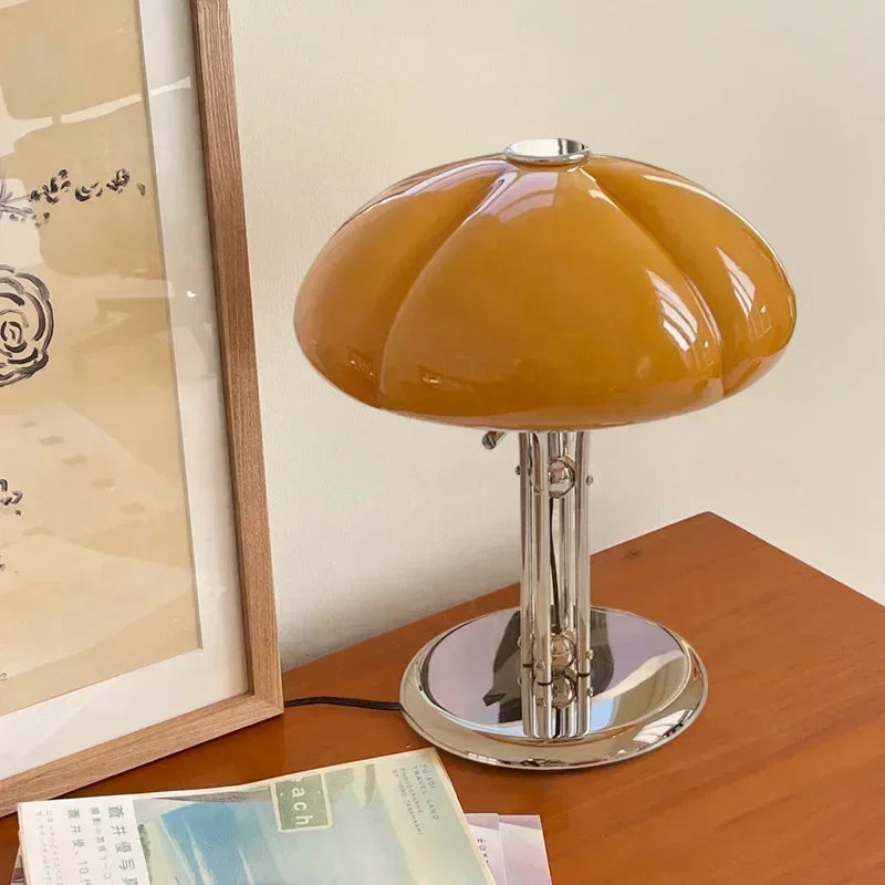 Luminarae - Lampada da Tavolo in Stile Medievale Moderno