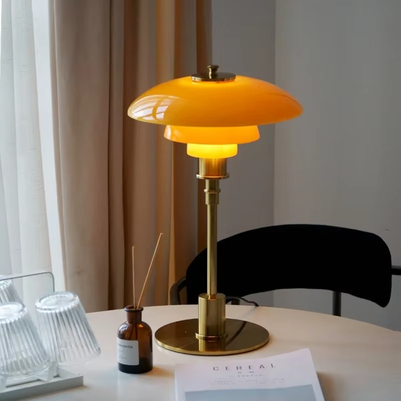 Aleria - Retro Design Glass Table Lamp