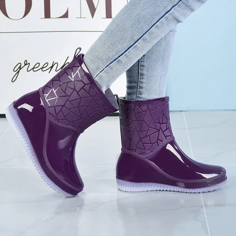 Lightweight Non-Slip Mid-Calf Rain Boots for Women - Waterproof Design