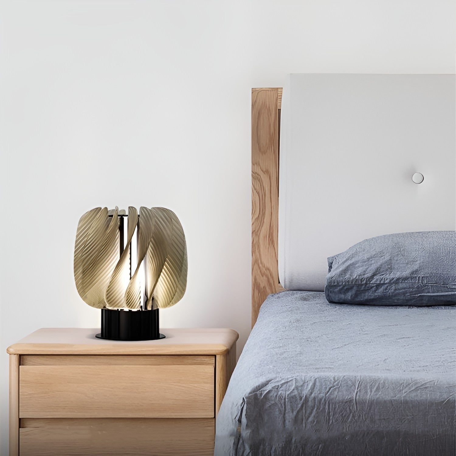 Elarion - Lampada da Tavolo Elegante e Minimalista a LED