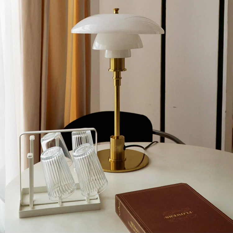 Aleria - Retro Design Glass Table Lamp