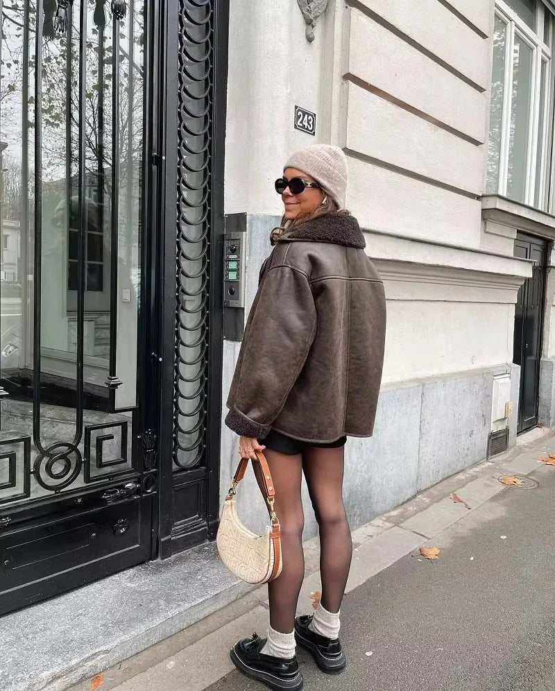 Women's Plush-Lined Leather Winter Jacket with Oversized Collar