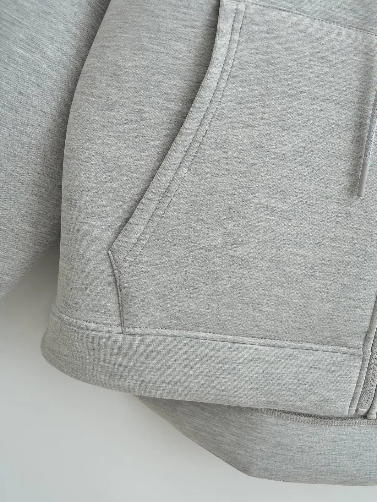 Women's Relaxed Zip-Up Hoodie with Drawstring Hood and Pockets