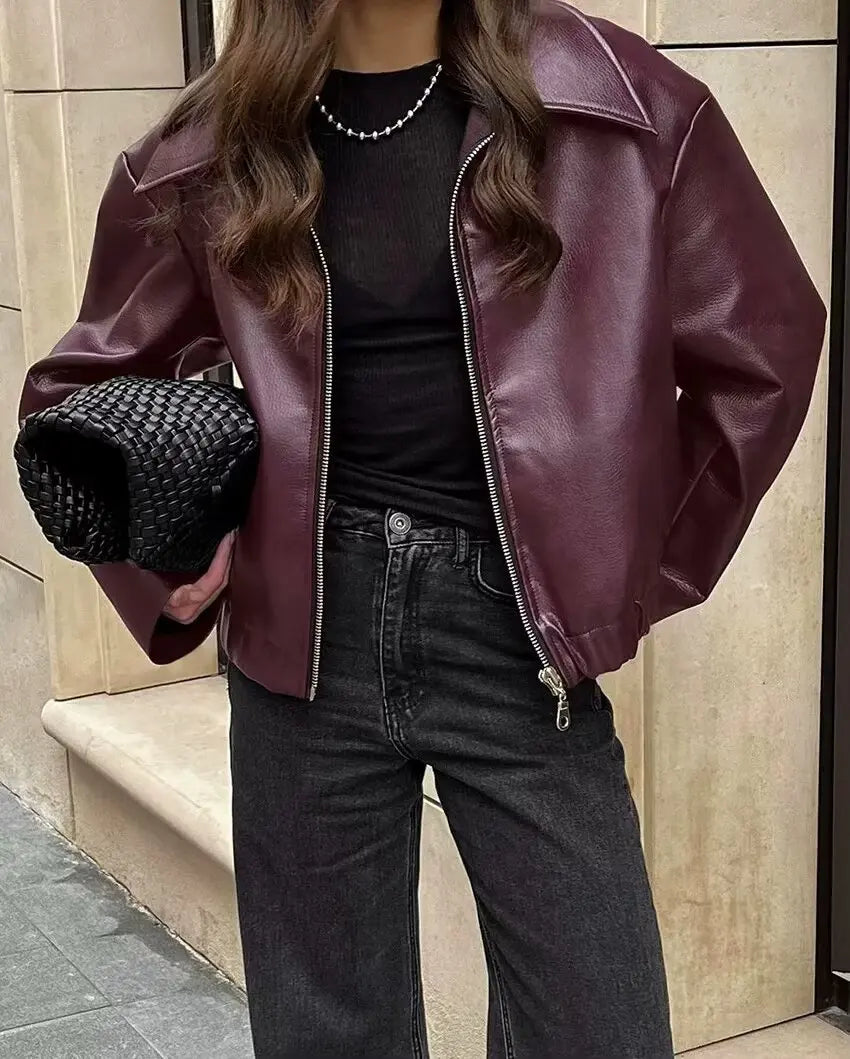 Women's Zipper-Front Leather Jacket with Classic Lapel Collar