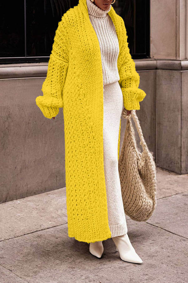 Women’s Chunky Knit Cardigan in a Cozy Oversized Fit