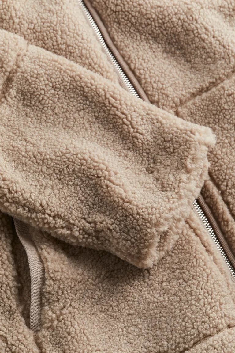 Women's Oversized Fleece Jacket featuring Zipper Closure and High Collar