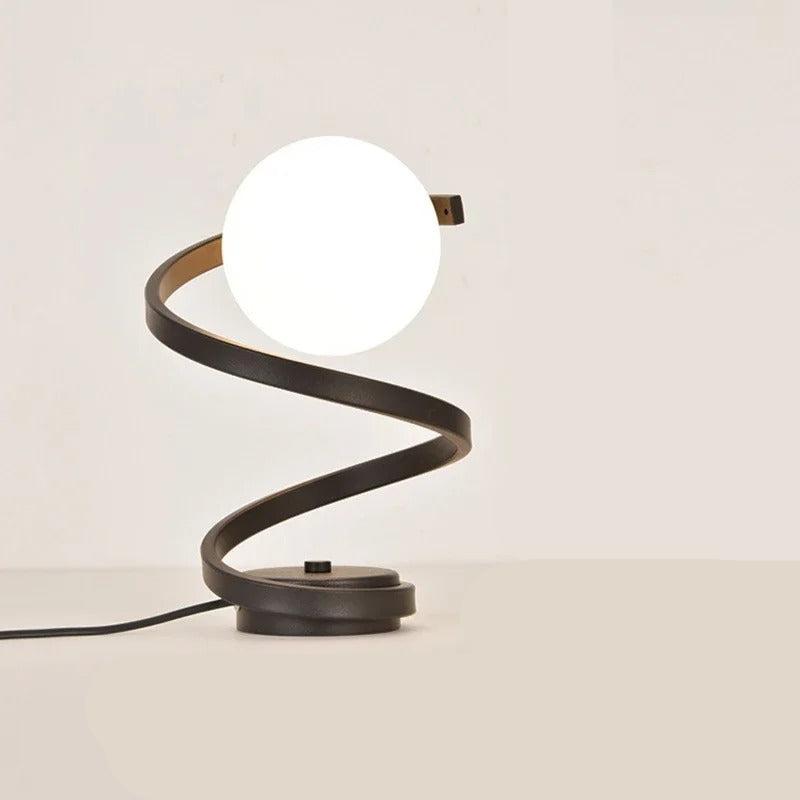 Bruxa - Lampada da Tavolo LED in Stile Scandinavo