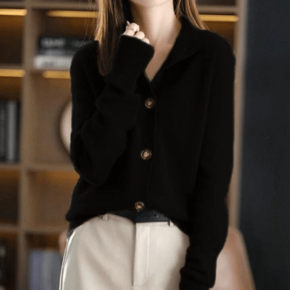 Women's Classic Knit Cardigan with Lapel Collar and Button-Up Closure